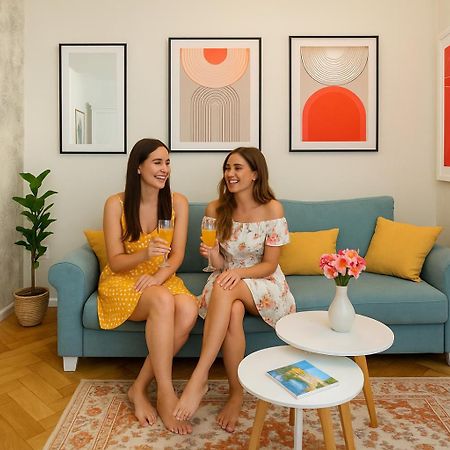 Urban Dream Studio With City Views & Comfort Bucarest Extérieur photo