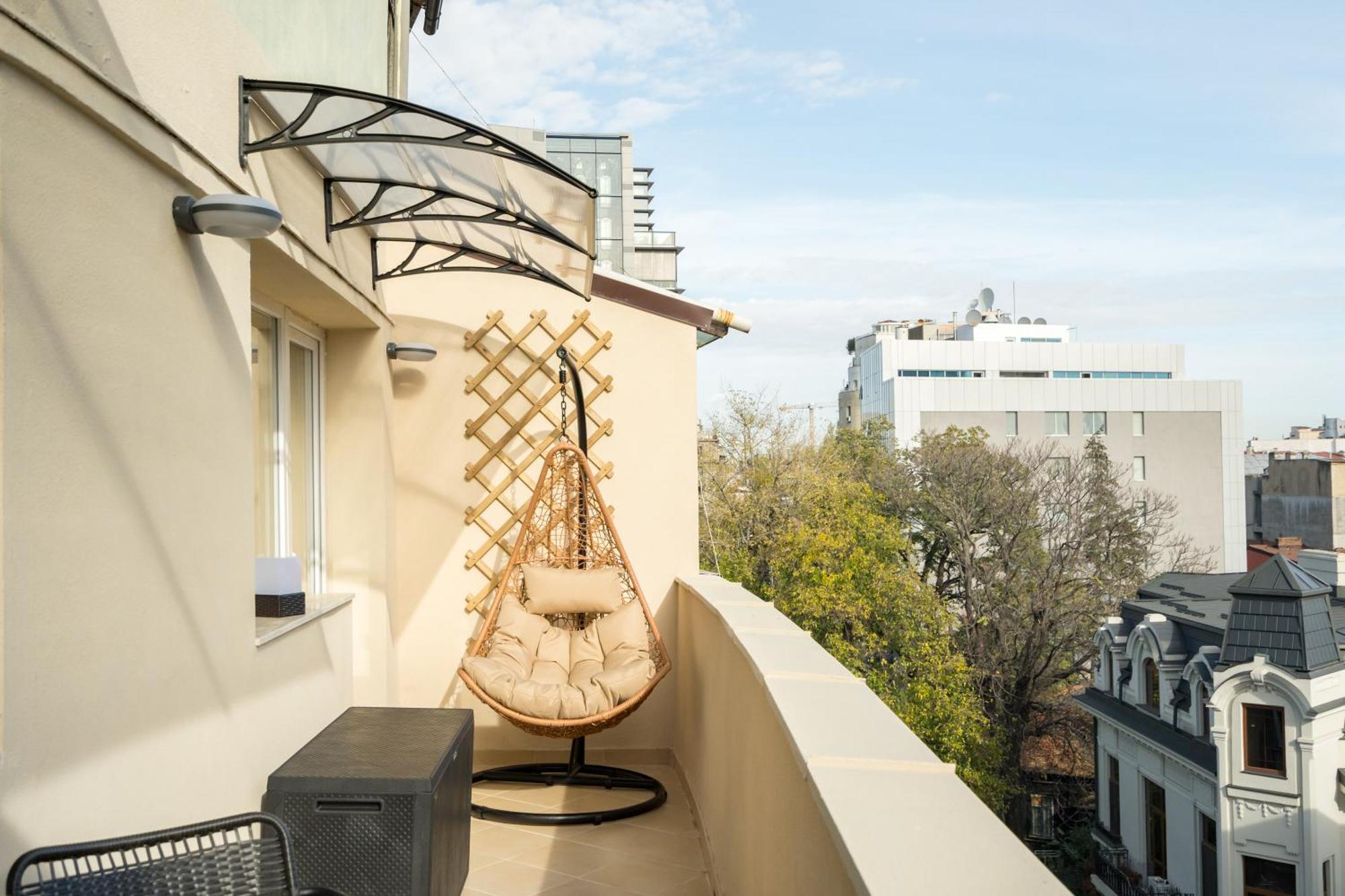 Urban Dream Studio With City Views & Comfort Bucarest Extérieur photo