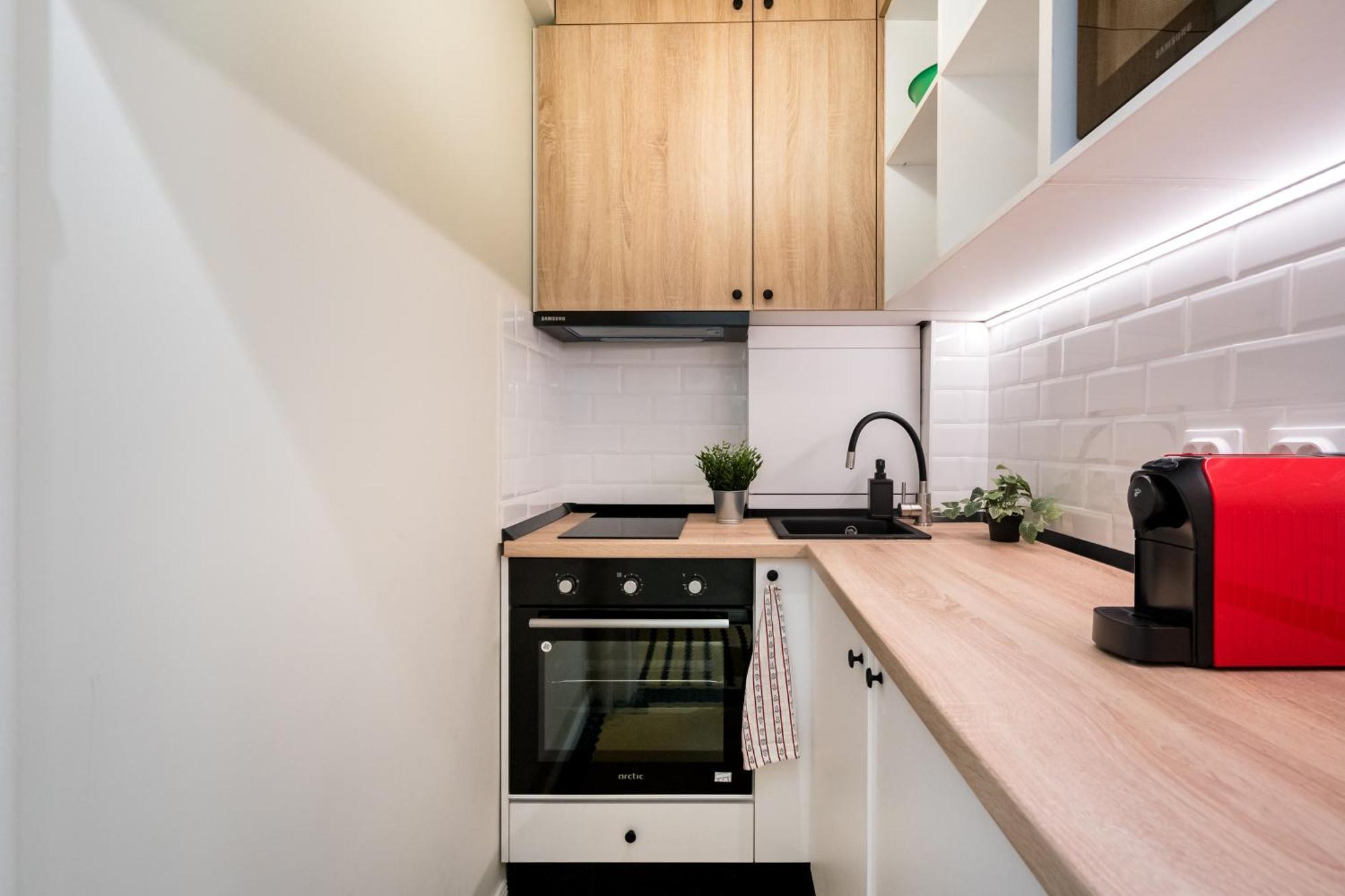 Urban Dream Studio With City Views & Comfort Bucarest Extérieur photo